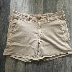 American Eagle | Tan Midi Shorts